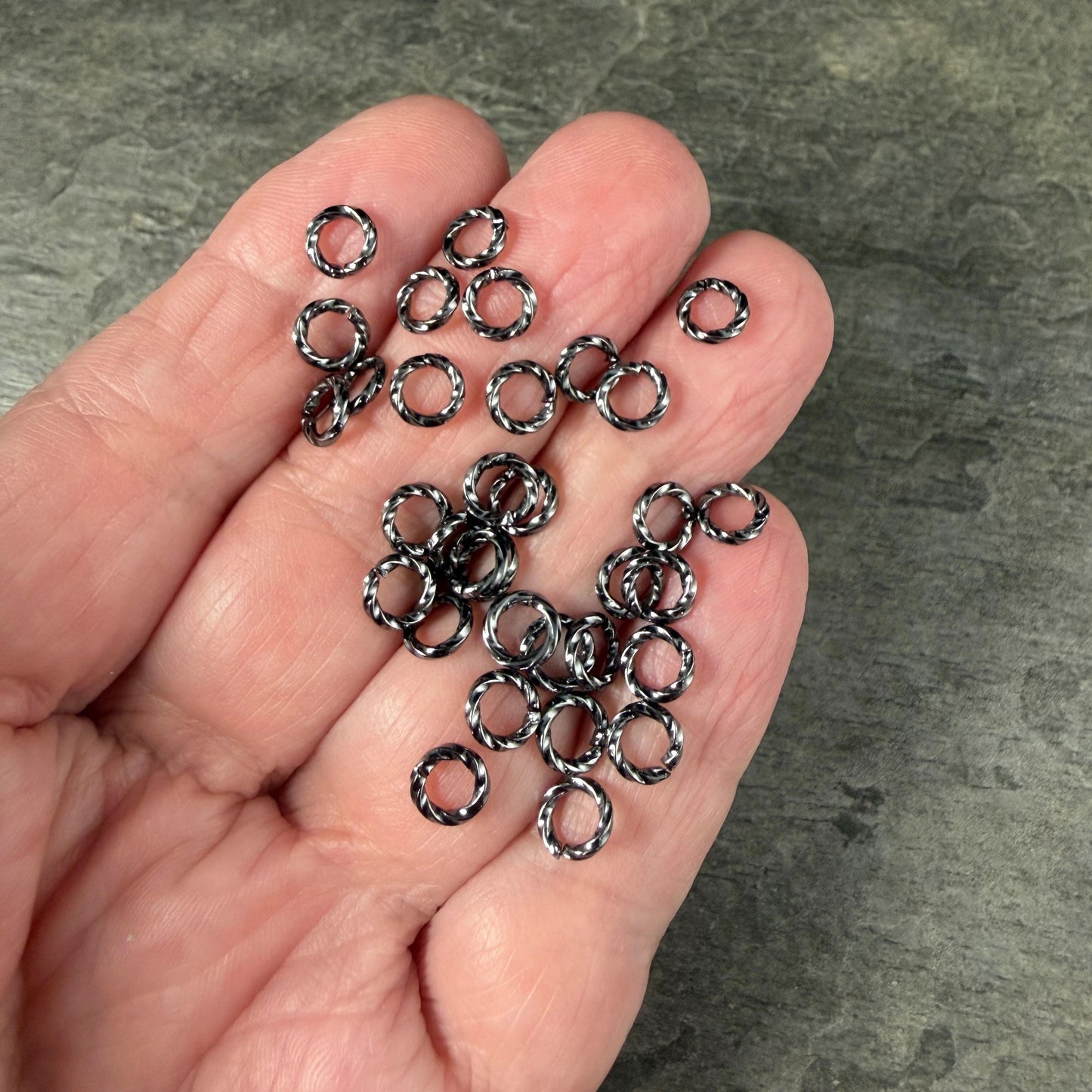 6mm Twisted Jump Rings, 16g Open, Gunmetal Black Plated Brass (FMG/5046) * Qty. 100