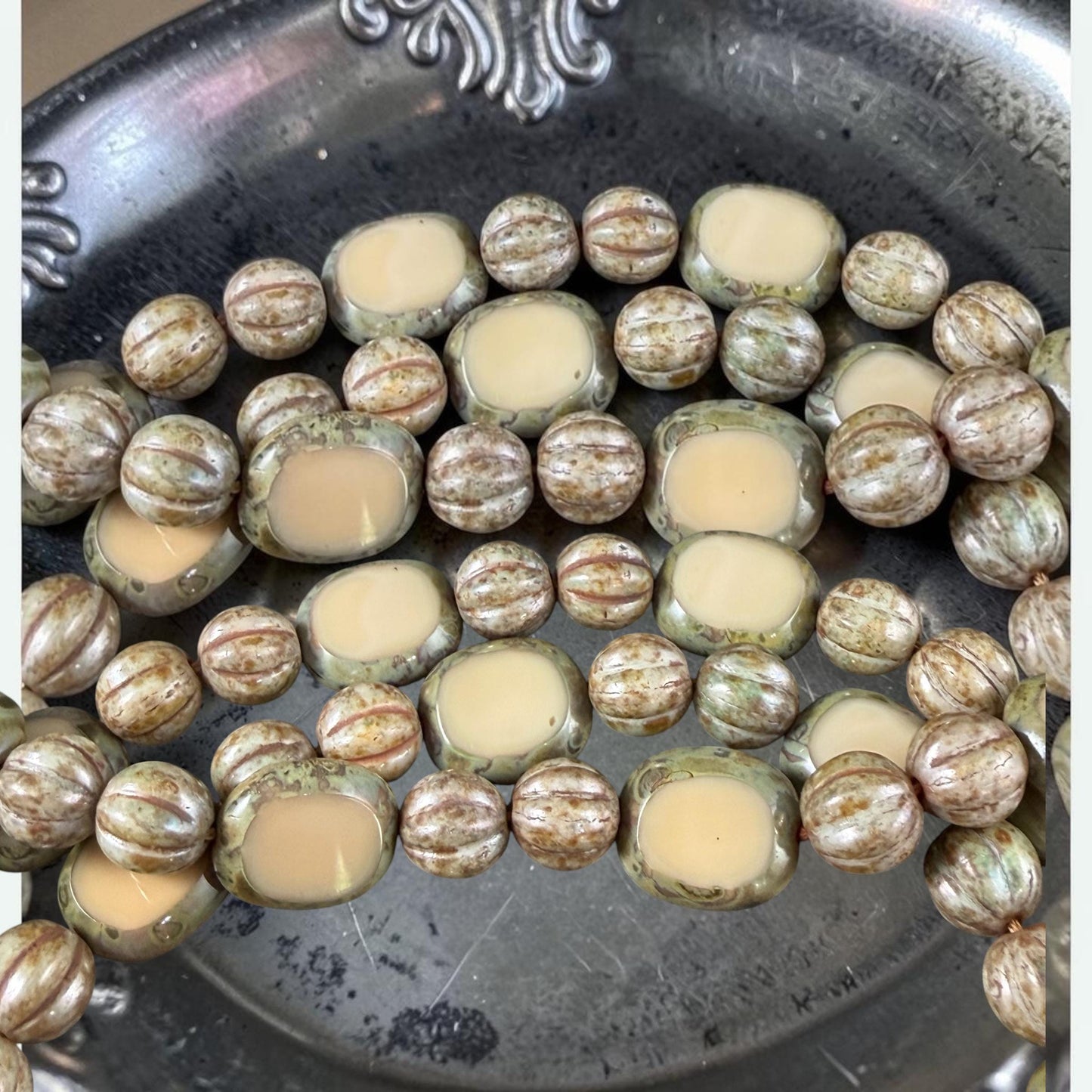 Czech Glass - Round Melon and Table-cut Oval, Beige Alabaster Picasso (BBEM/722.1) * 18 Beads