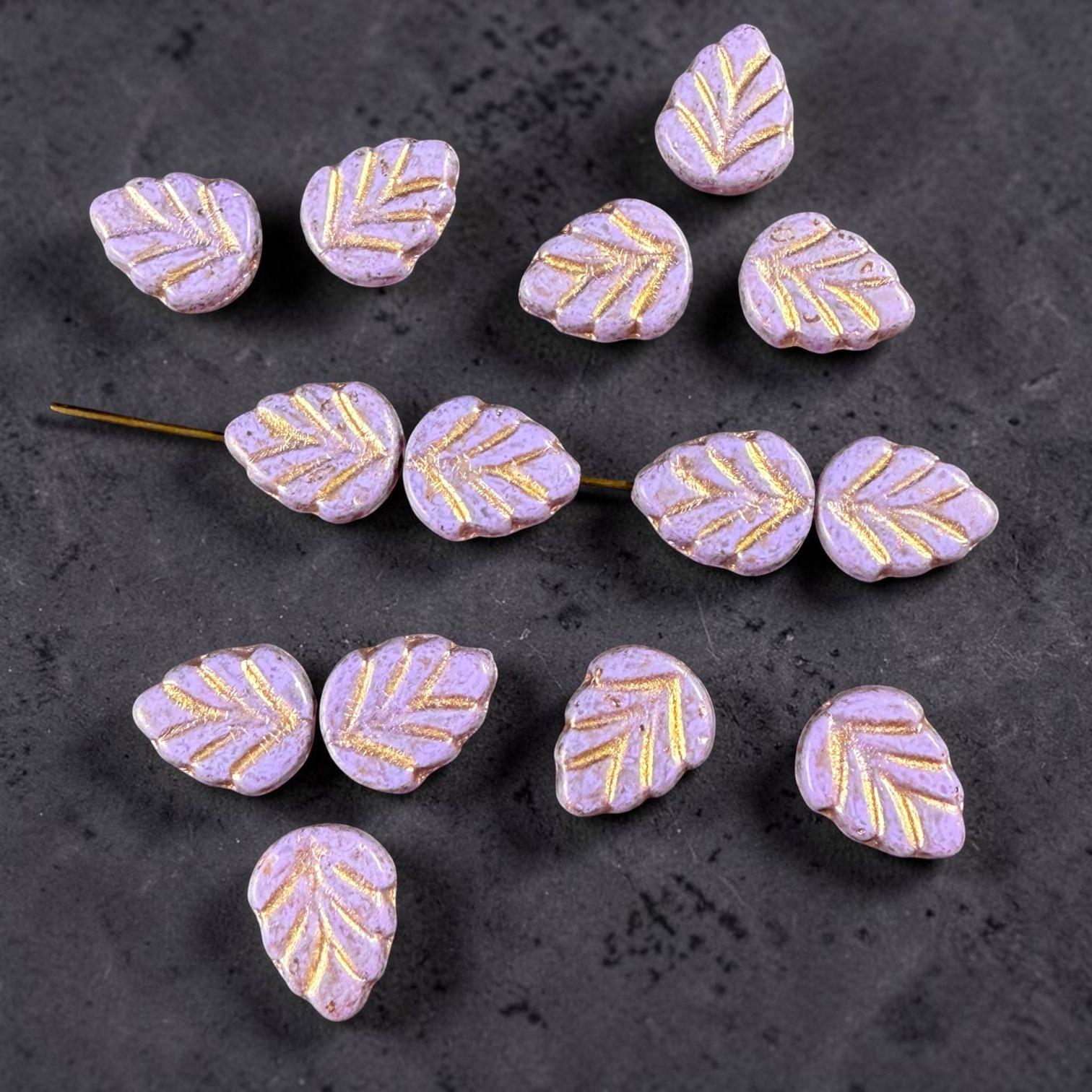 Czech Glass Beads, Pastel Purple 10x8mm Mint Leaf with Gold Wash (33305/54202) * Qty. 16