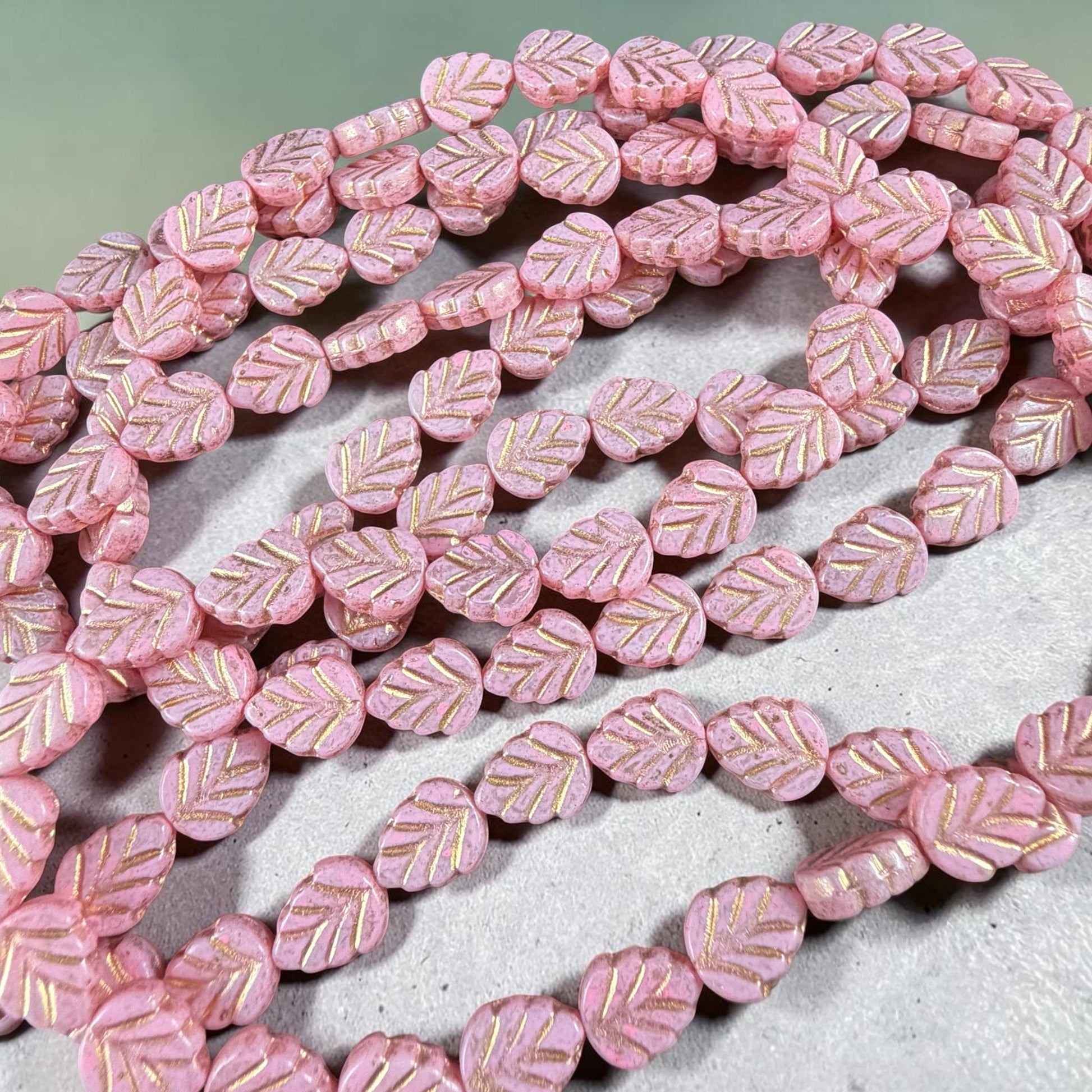 Czech Glass Beads, Pastel Pink 10x8mm Mint Leaf with Gold Wash (33304/54202) * Qty. 16