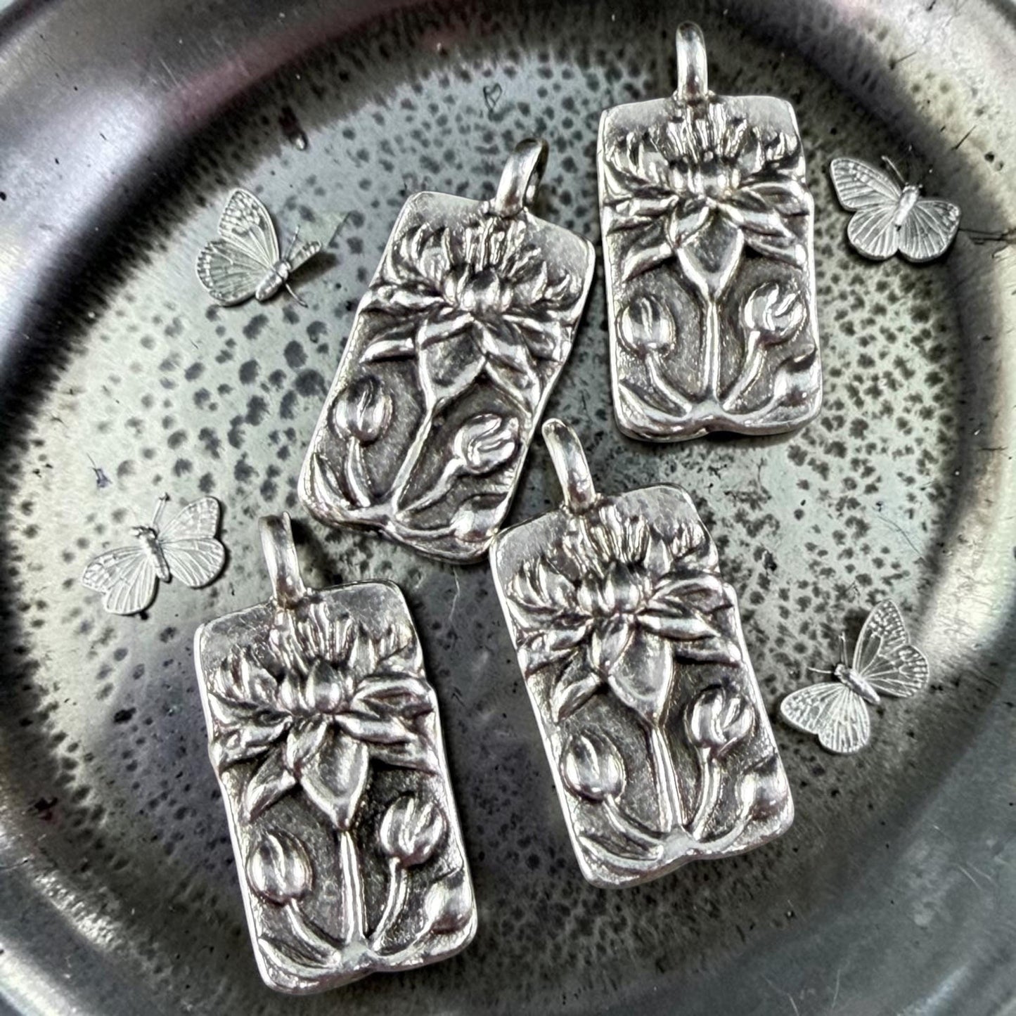 TierraCast 17x8.7mm Apple Blossom Charms, Antiqued Silver Flower Charm (PF/469-77) * Qty. 4