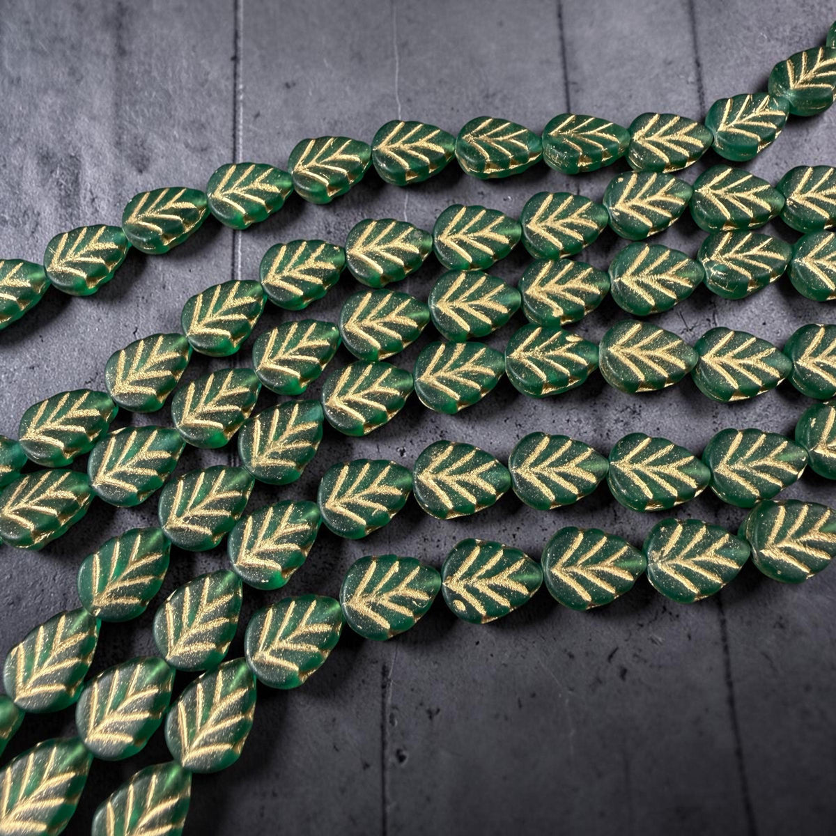 Czech Glass - 10x8mm Mint Leaf Bead, Matte Green with Gold Wash (Mint32) * Qty. 16