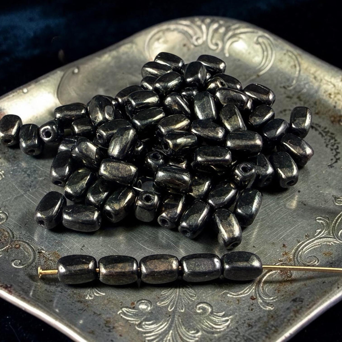 Czech Glass Beads - 5x3mm Rectangle, Black with Gold Luster Finish (R965527) * 50 Beads