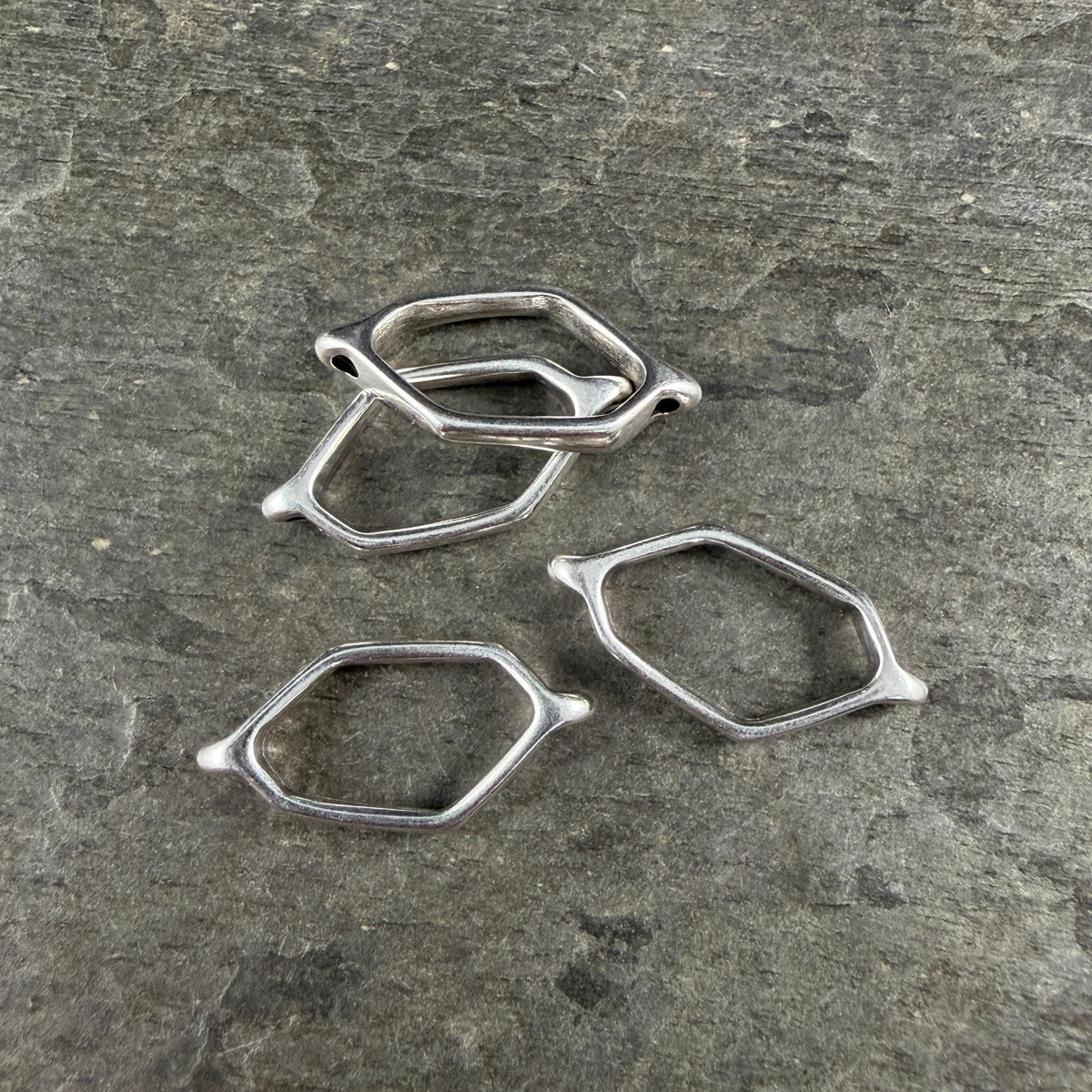 Antiqued Silver Plated Link, 21.75x10.8mm Geometric Polygon Link (PF/013387-77) * Qty. 4
