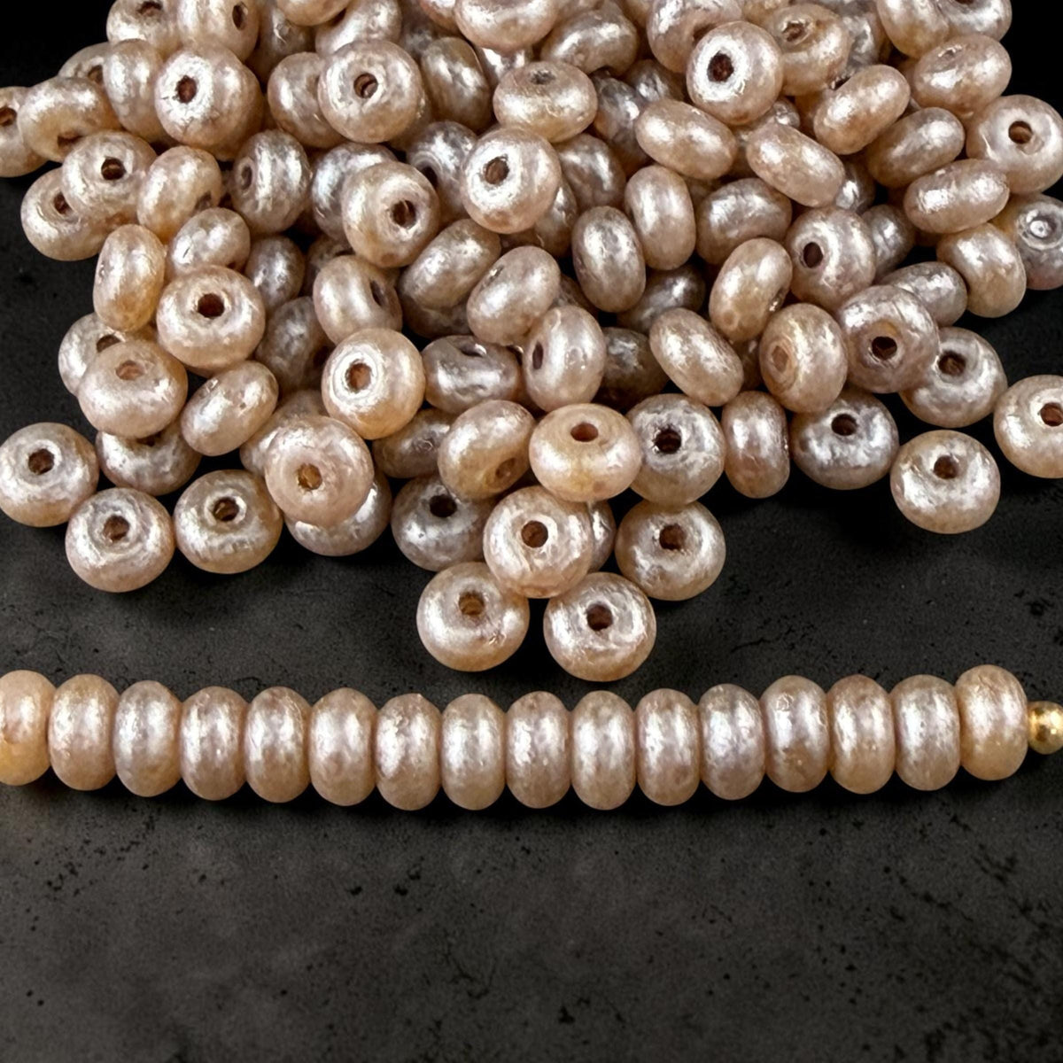 Czech Glass Beads - 2.25x4mm Heishi Rondelle, Champagne Luster (963740) * 100 Beads