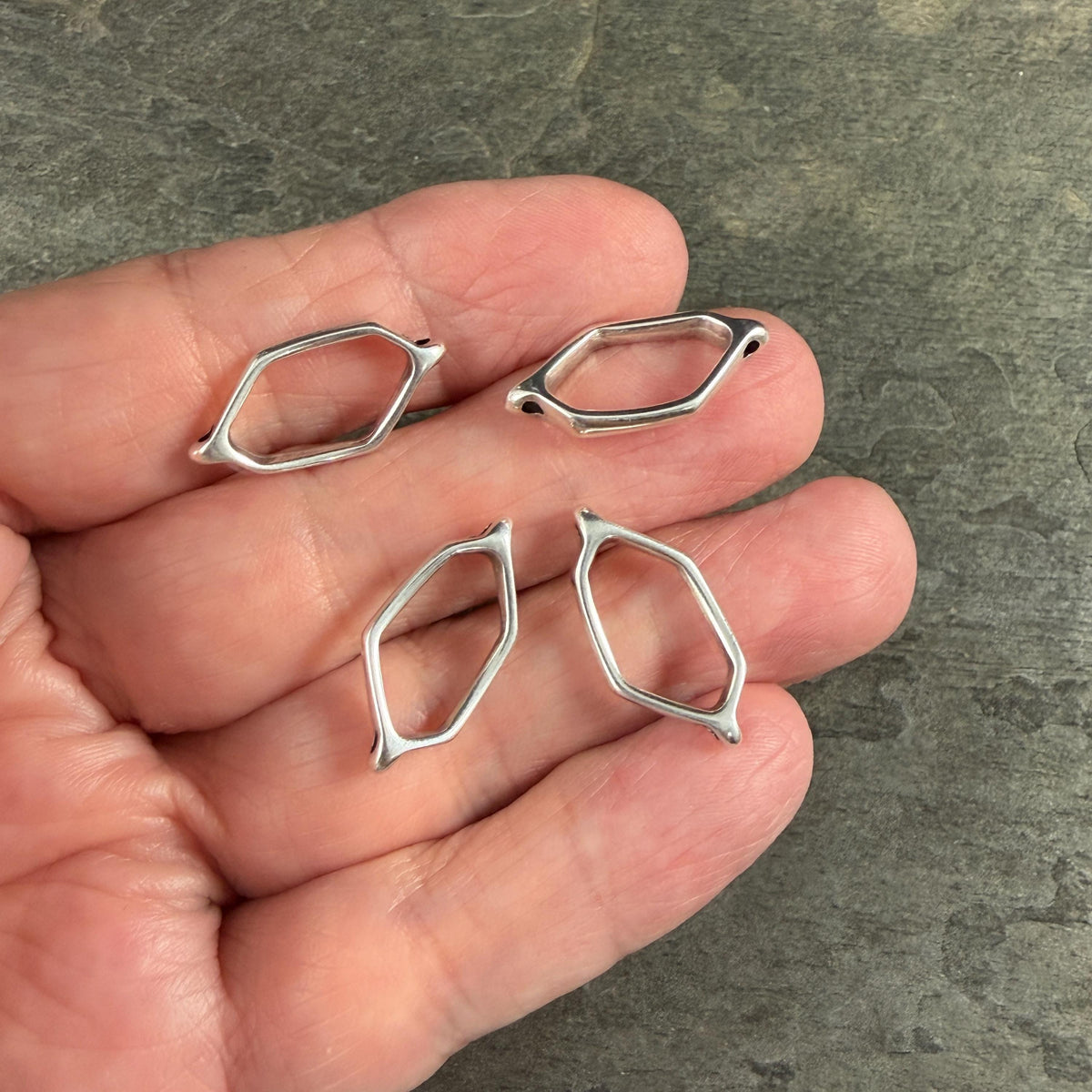 Antiqued Silver Plated Link, 21.75x10.8mm Geometric Polygon Link (PF/013387-77) * Qty. 4