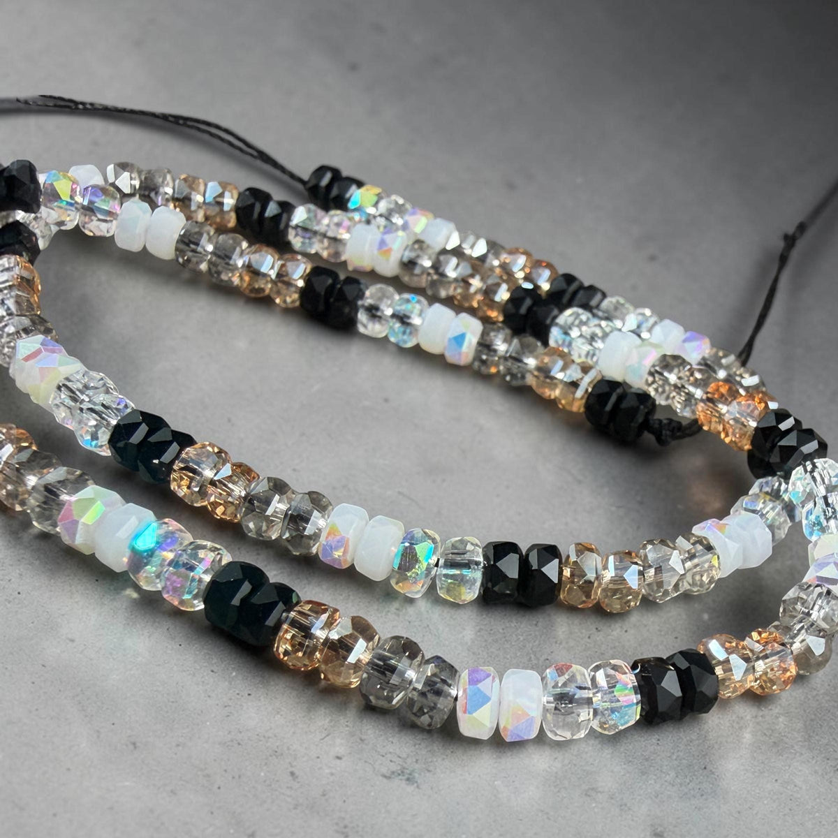 Faceted Glass Beads - 4x2.5mm Heishi Rondelles, Black and White Ombre (BWOmbre) * 15" Strand