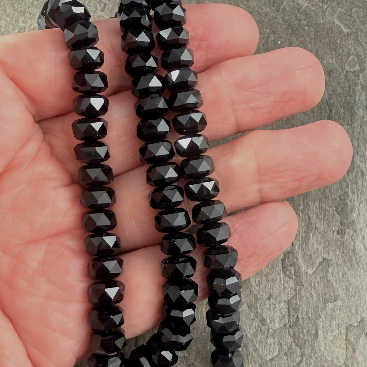 8x5.25mm Faceted Rondelle - Jet Black (8x5RON-Black) * 30 Beads