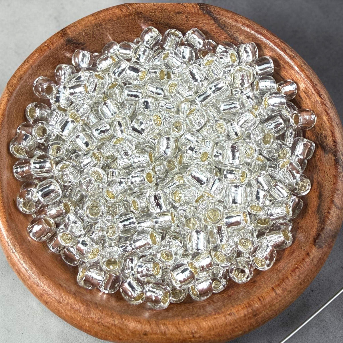 6/0 TOHO Glass Seed Beads, Silver Lined Crystal (T6/SM-21) * 20 grams