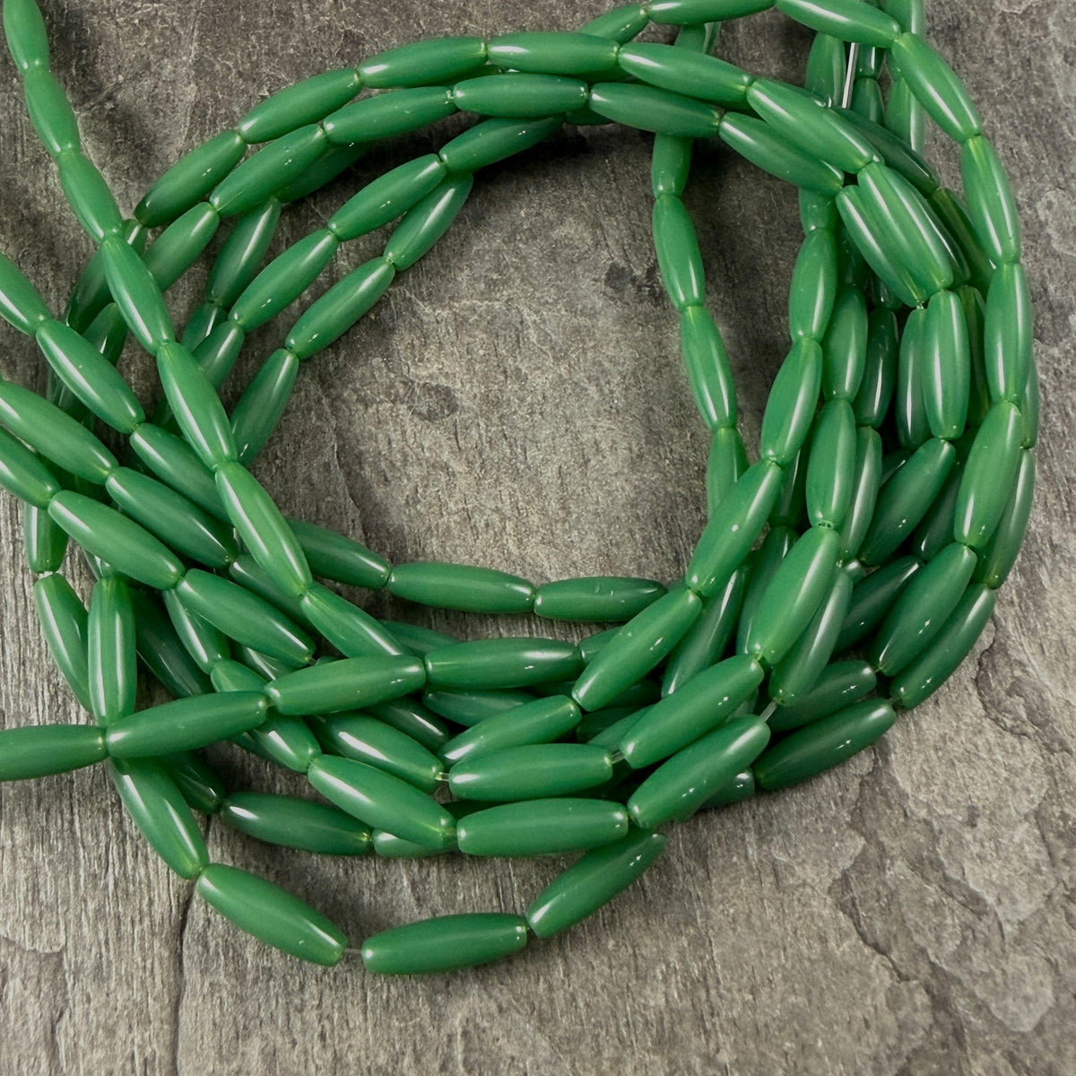 Skinny Oval, Rice Beads, 11.75x3.75mm Opaque Fern Green (RO-Fern) * 15" Strand