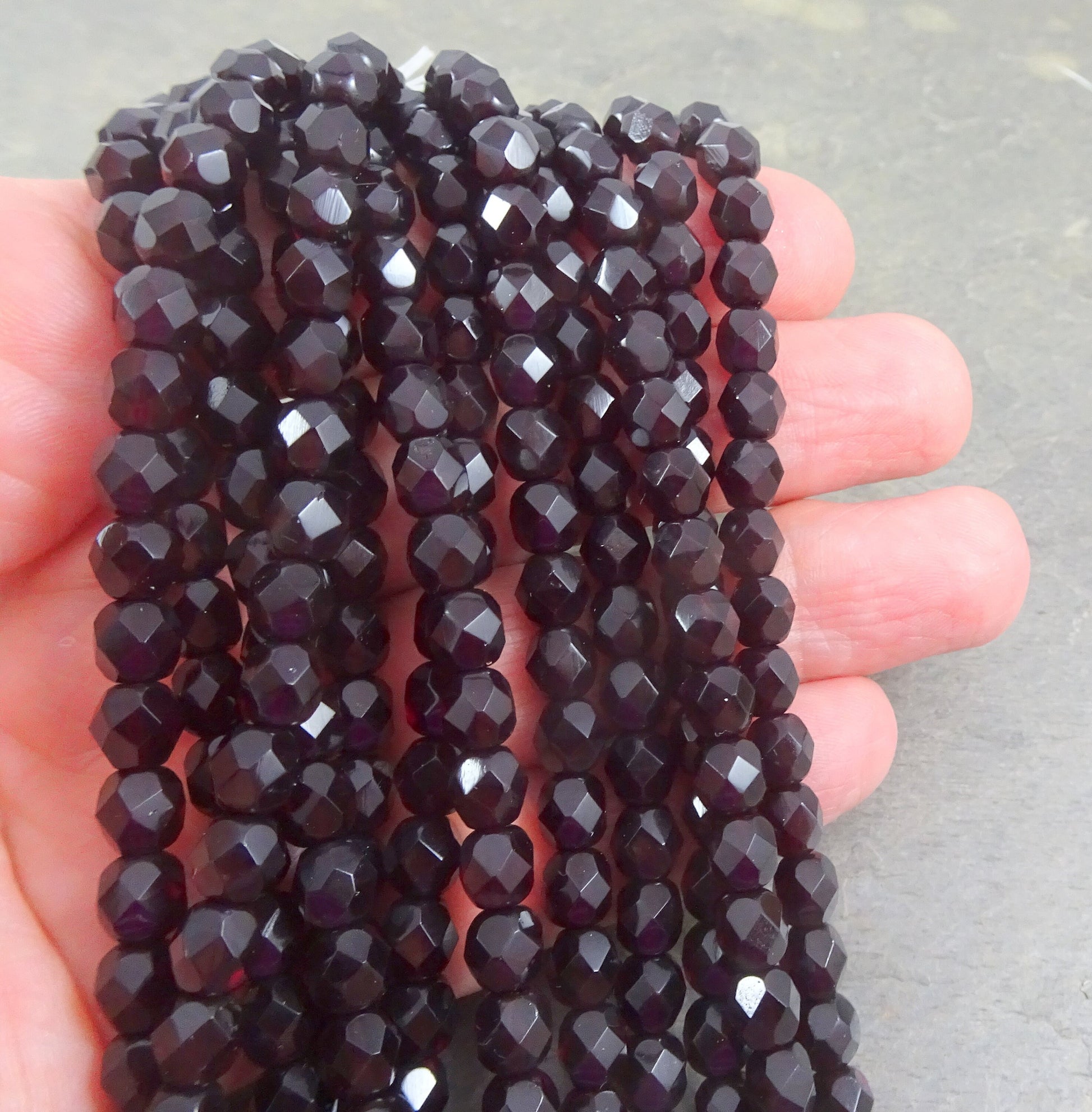 Garnet Czech Beads 6mm Czech Glass Fire Polished Beads 6mm Faceted Round Beads - Dark Red Garnet (FP6/SM-9011) - Qty 25