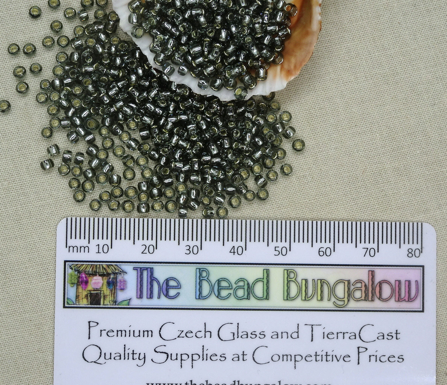 8/0 TOHO Seed Beads ~ Transparent Gray with Silver Core Lining ~ 3mm Gray Glass Beads (T8/SM-29B) * Qty 10 grams