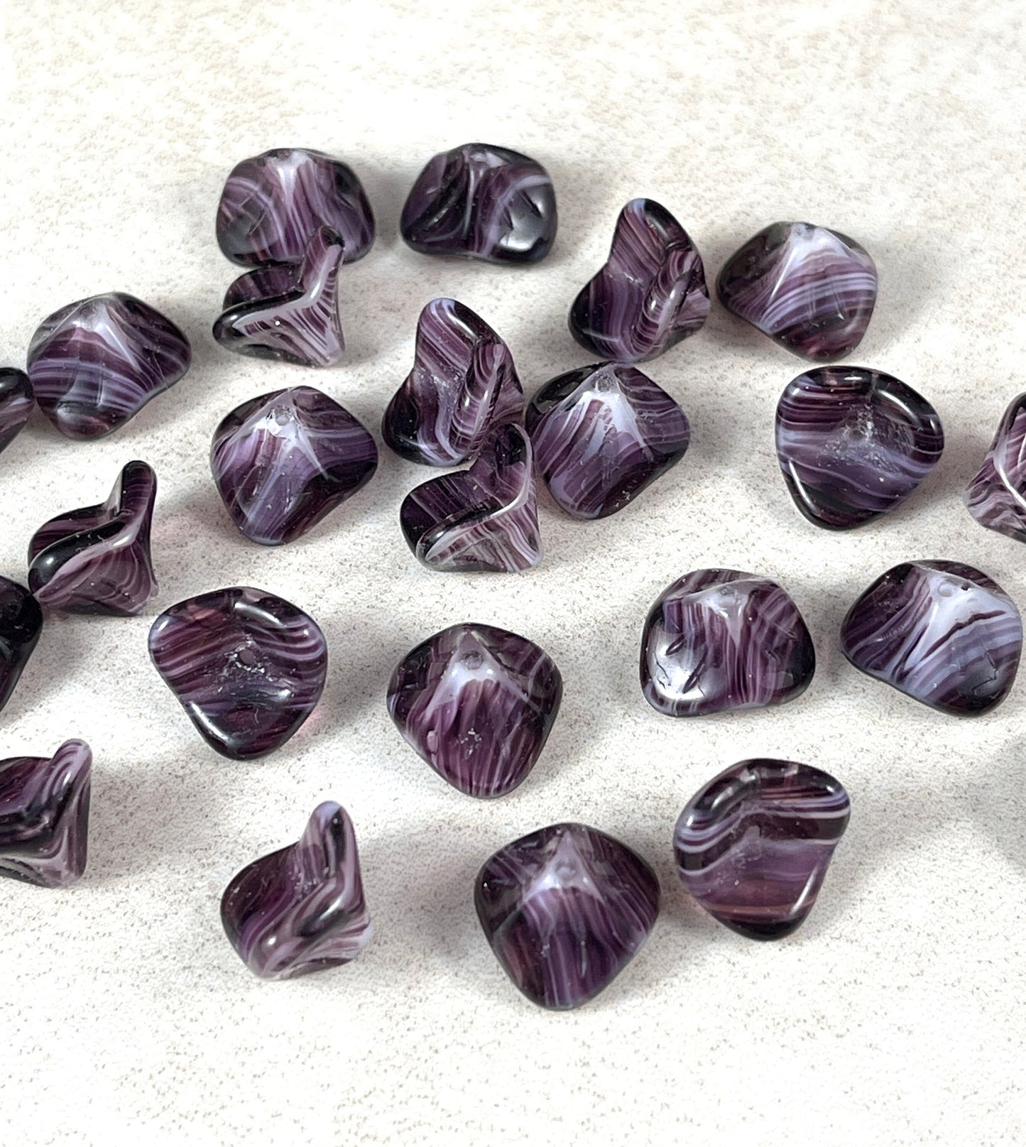 Two-Tone Purple 3-Petal Flower Beads Glass Flower Beads Purple and White Striped Flower 12x9mm Bell Flower Bead (FLLB/RJ-1030) * Qty. 8