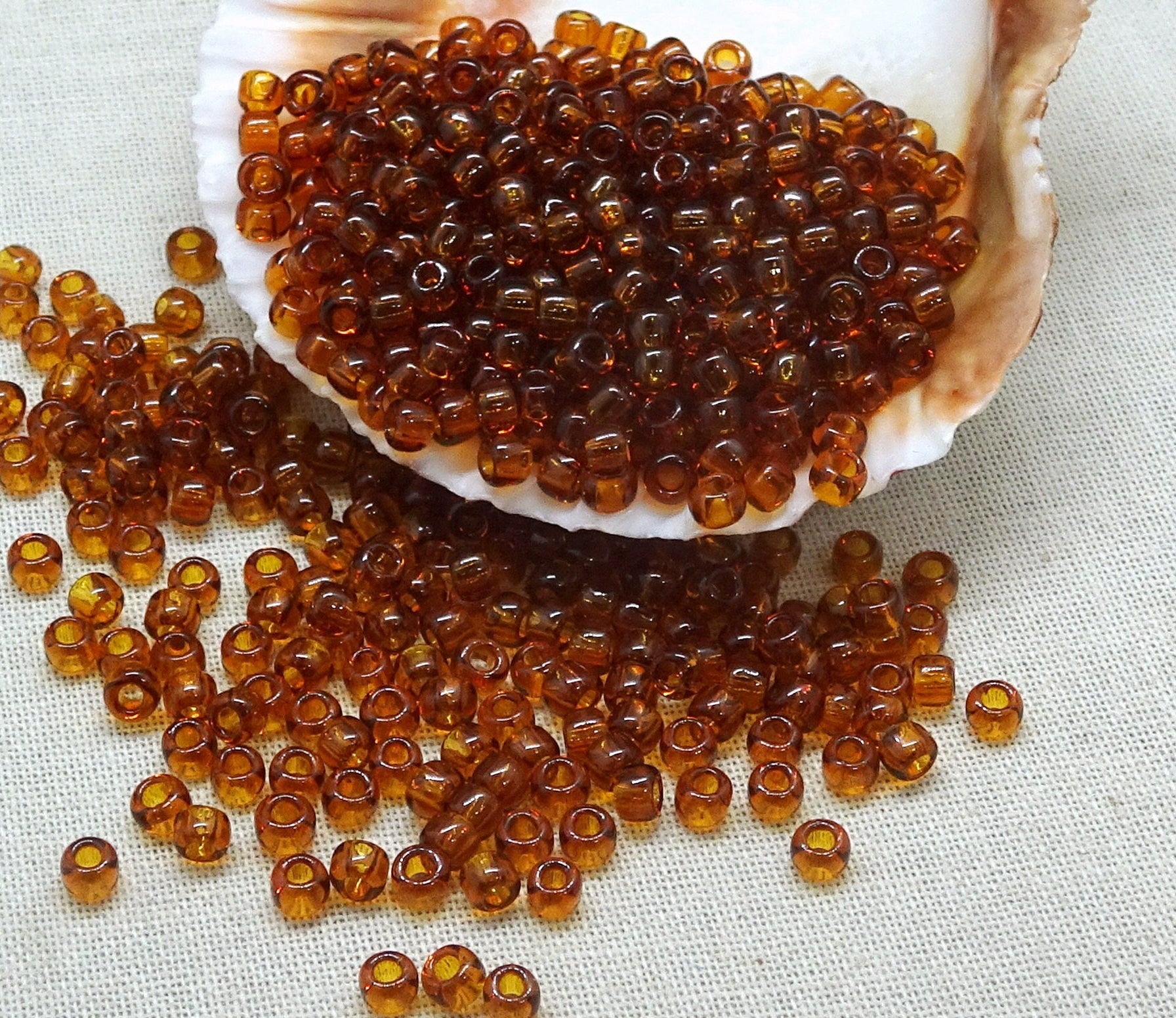 Topaz Brown Glass Seed Beads Brown 8/0 TOHO Seed Beads (T8/SM-941) - Smoky Topaz Seed Bead - 8/0 Seed Beads 3mm Seed Beads * Qty 20 grams