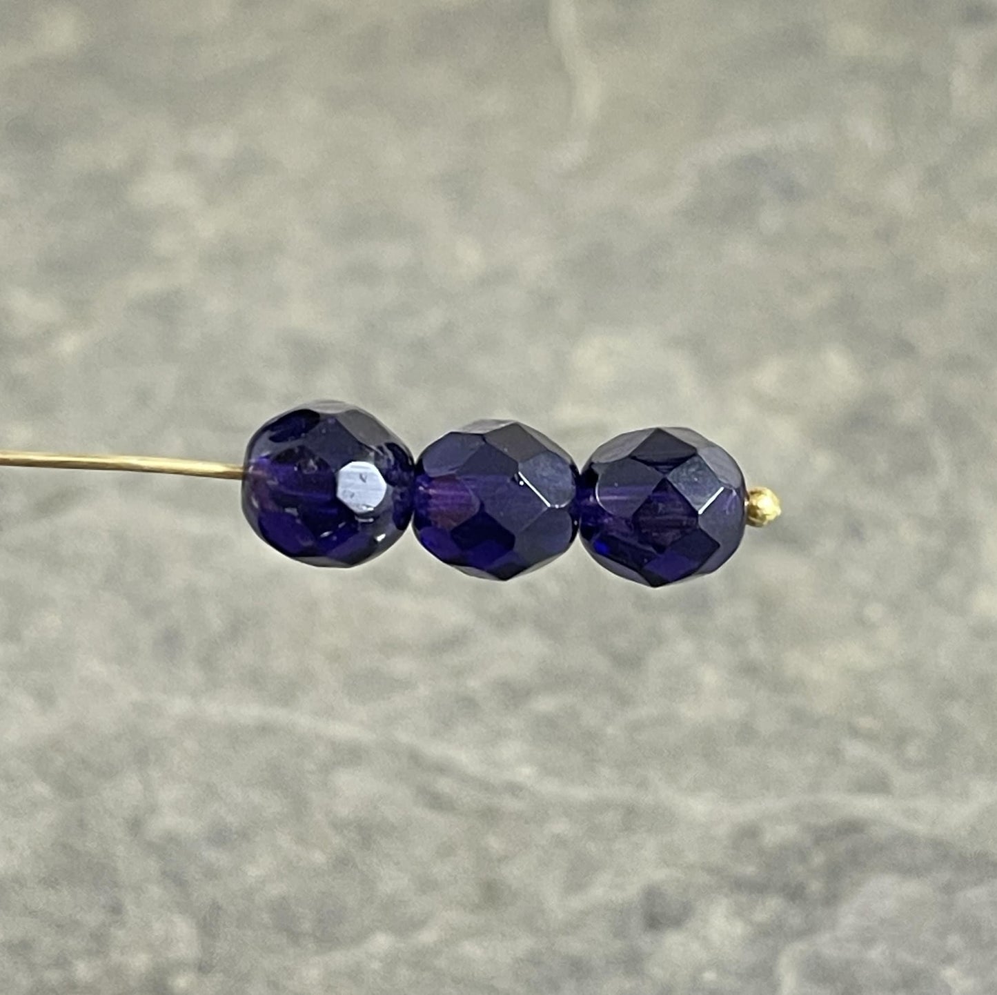 Dark Purple Glass Beads 8mm Tanzanite Faceted Round Czech Beads 8mm Czech Glass Beads - Tanzanite Glass Bead (FP8/DV) - Qty 25