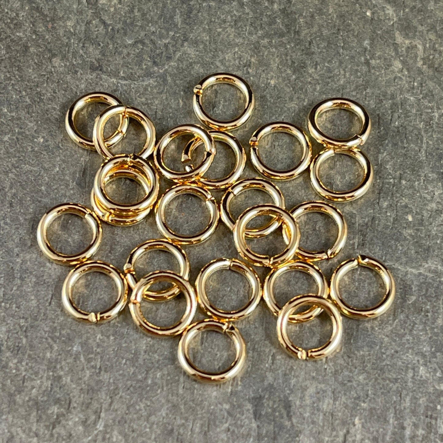 6mm Gold Plated Round Jump Rings ~ 18g Gold Jump Rings ~ Gold Plated Brass Open Jump Rings (FMG/4858) * Qty: 100