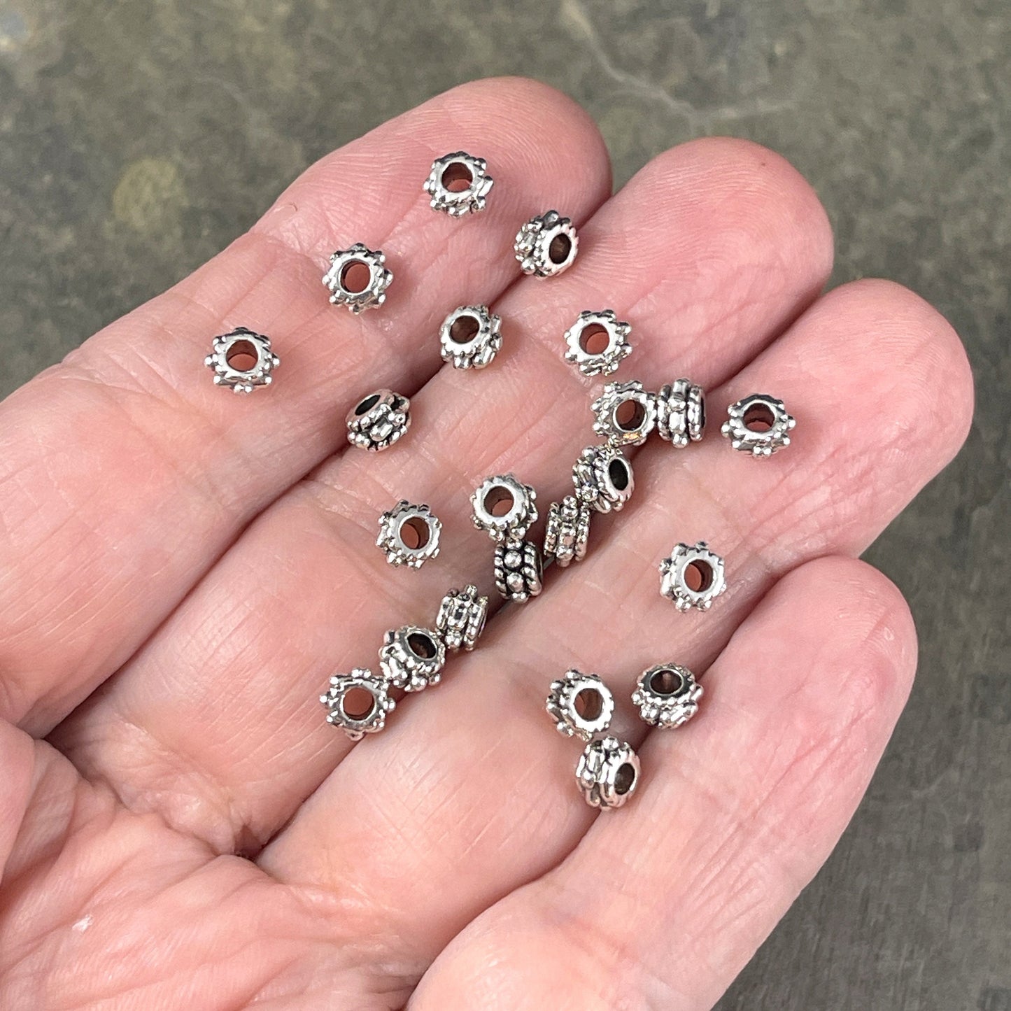 Antiqued Silver Tube Bead 5x3mm Rondelle Bead with 2mm Hole Silver Metal Spacer Beads (Q063-27AS) * Qty. 200