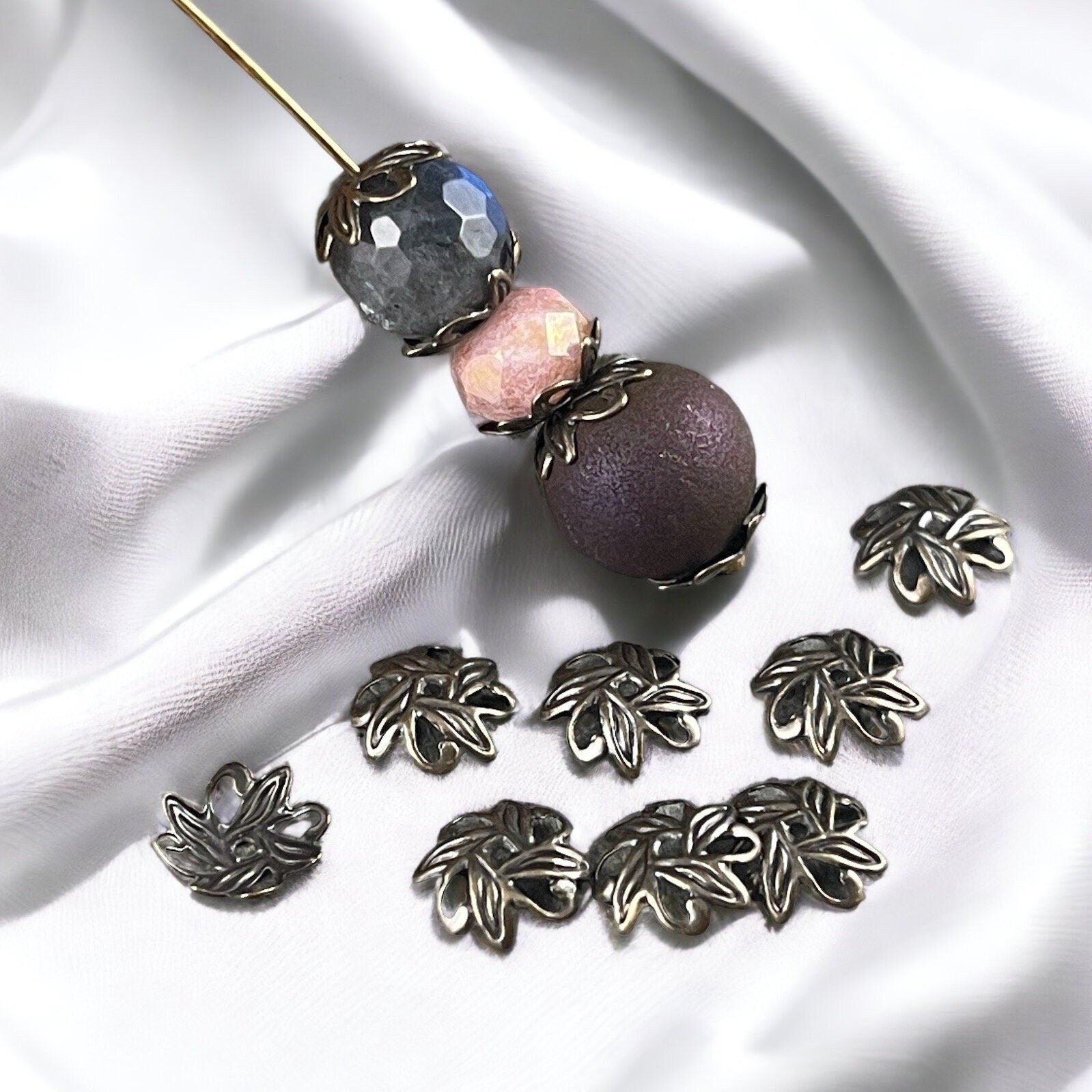 10mm Bronze Leaf Design Bead Caps ~ Antiqued Brass Bead Caps with a Floral Theme (BC-5581) * Qty. 30