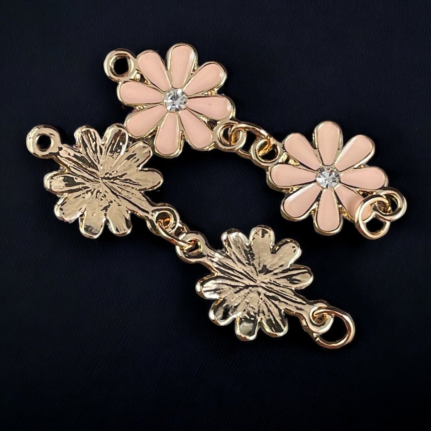 Enamel Floral Connector Pink Flower Links ~ Pale Peachy Pink and Gold 15x22mm Pink Daisy Connector (1512-9547) * Set of 2