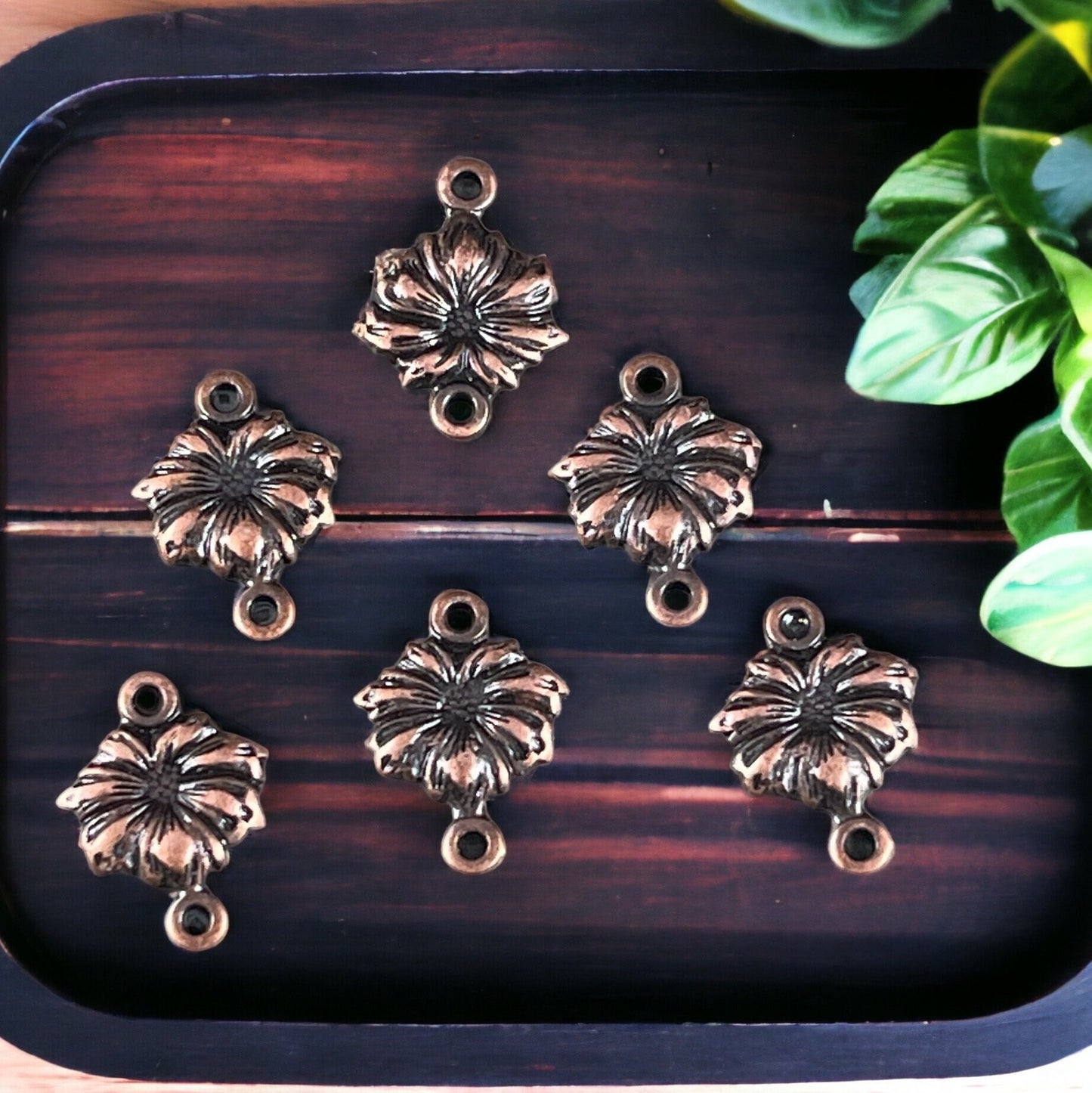 Small Flower Theme Link ~ Antiqued Copper Detailed Flower Link for Jewelry ~ 11x8mm Copper Link (VJS/S248) * Qty. 4