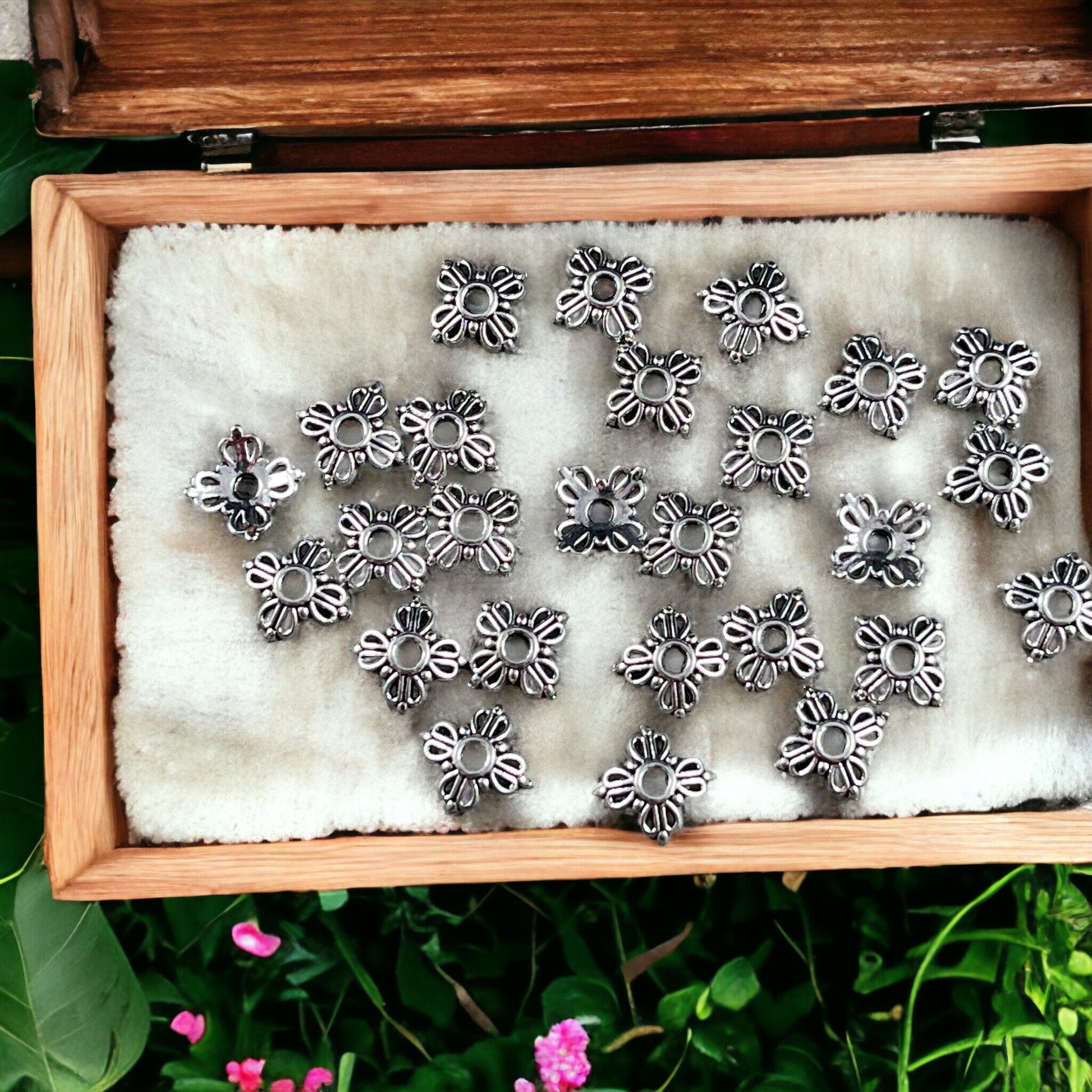 Antiqued Silver Bead Caps ~ Delicate 4-Petal Flower Bead Caps, Shallow 8mm Bead Caps (O004-35AS) * Qty. 100