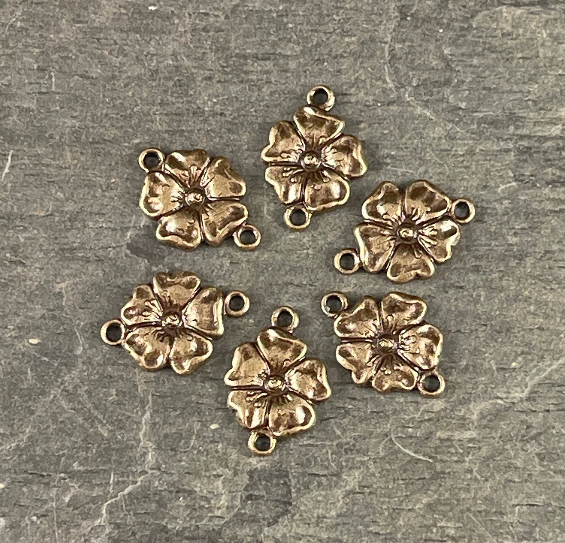 Small Flower Theme Link ~ Oxidized Brass Link for Jewelry ~ Small Pansy Flower Link ~ 11x8mm Bronze Link (VJS/T180A) * Qty. 4